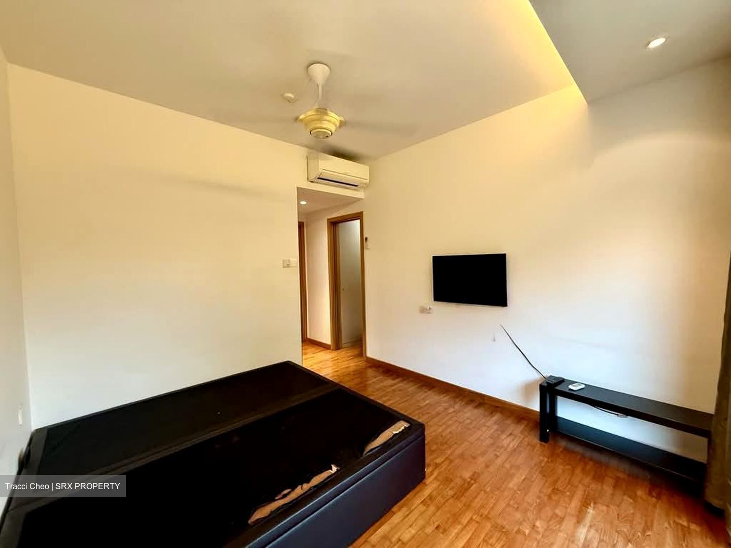 Savannah Condopark (D18), Condominium #608006111